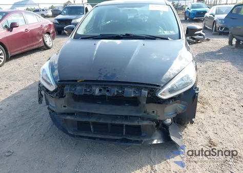 2015 Ford Focus Se from USA, damaged, VIN 1FADP3F2XFL301699